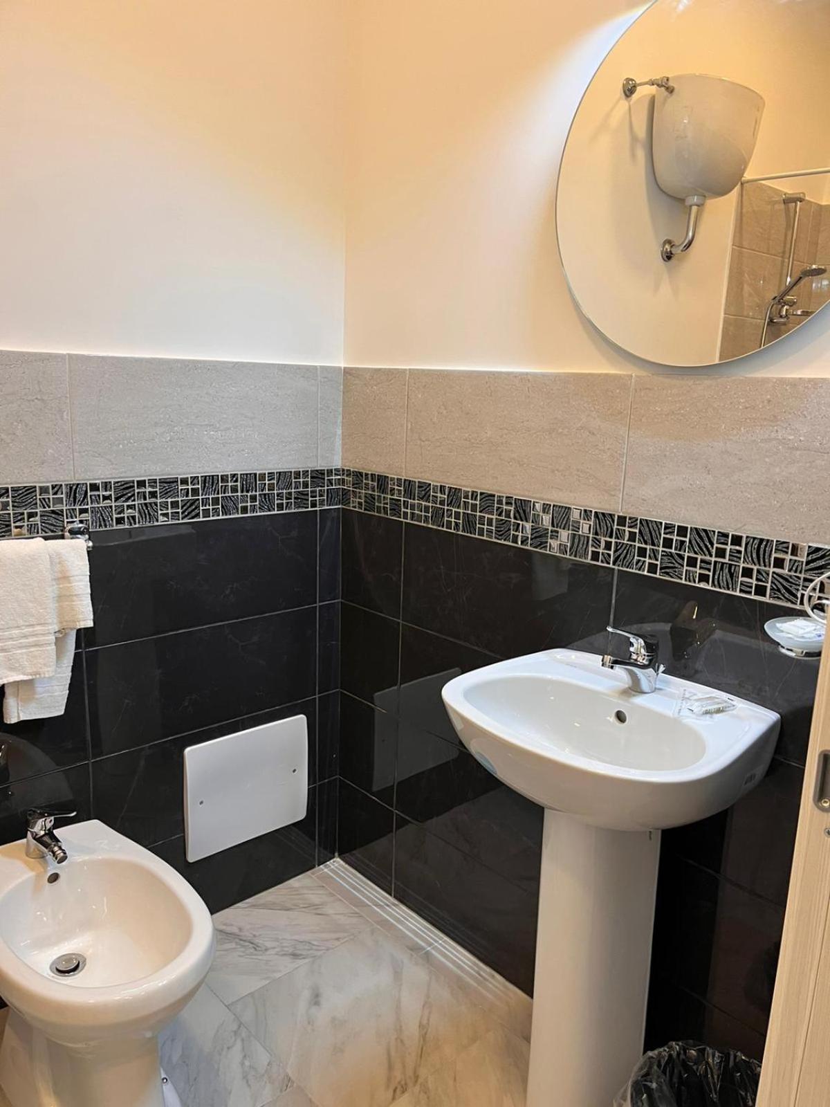 Oceania Hotels Napoli Zewnętrze zdjęcie